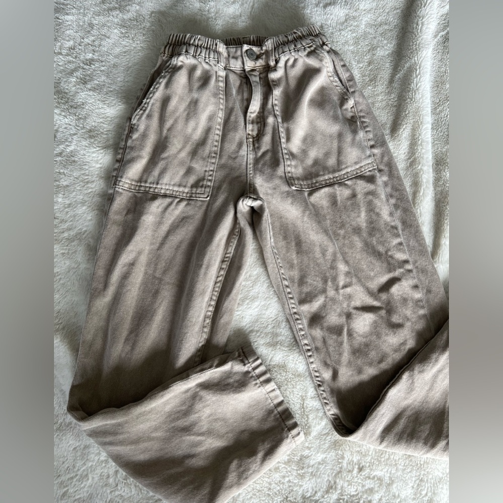 Zara beige jogger pants